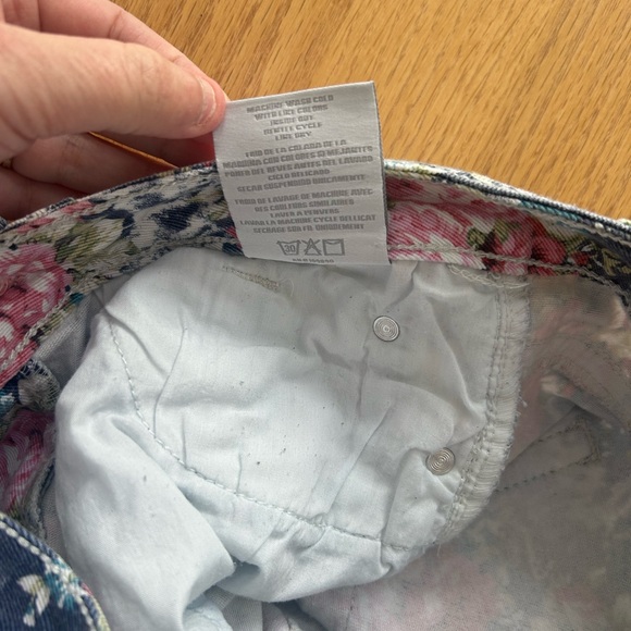 Seven7 Floral Print Skinny Jeans Denim Blue Pink Womens Size 4 Flowers Pants - Picture 5 of 9